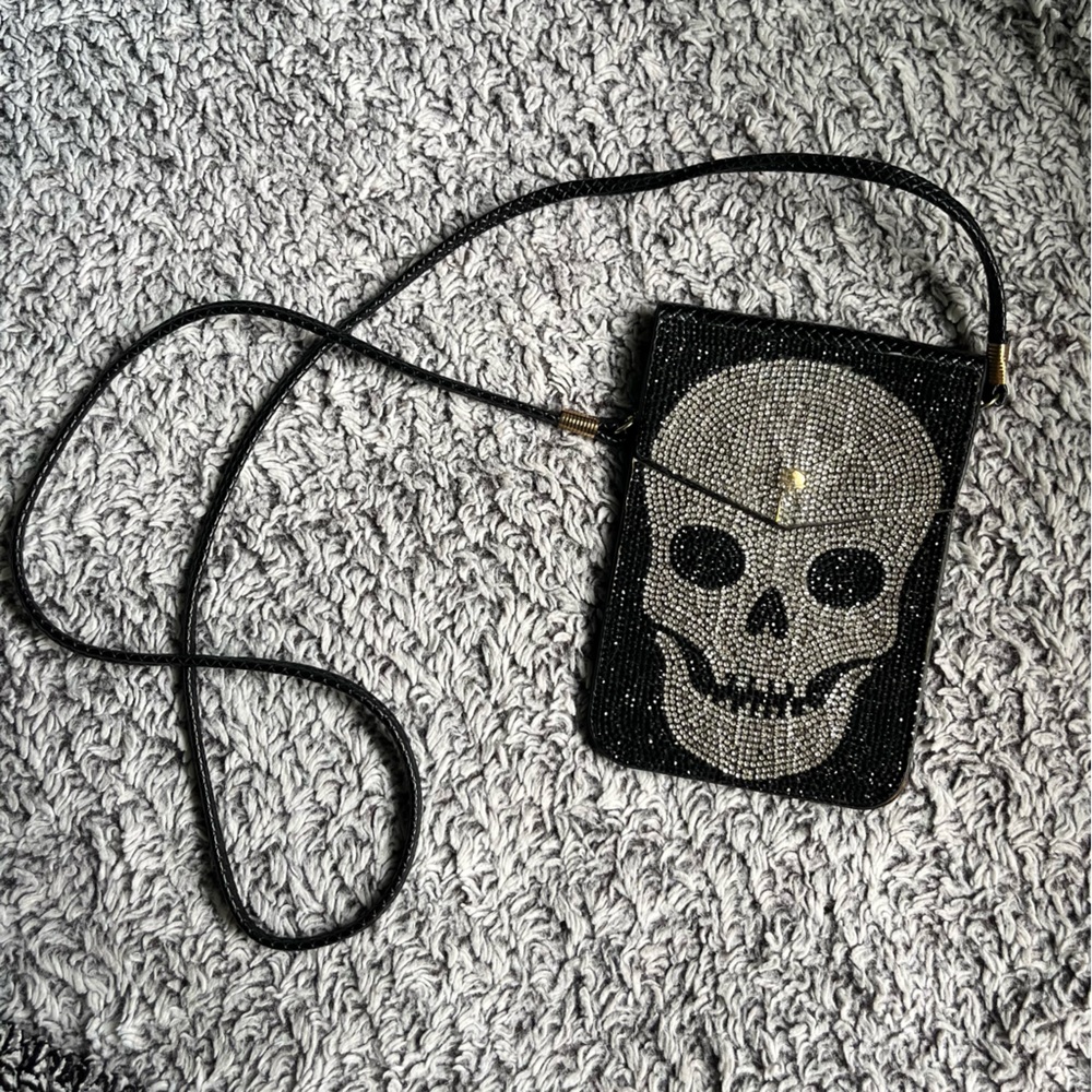 Skull pouch / satchel